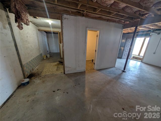 4 Wild Dogwood Trail, Mills River, NC 28759