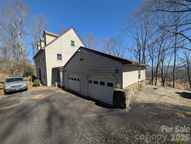 4 Wild Dogwood Trail, Mills River, NC 28759