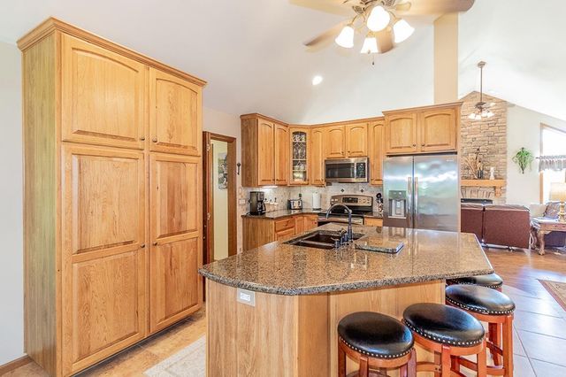 N1145 ROENA LANE, Hortonville, WI 54944
