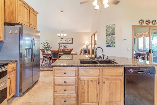 N1145 ROENA LANE, Hortonville, WI 54944