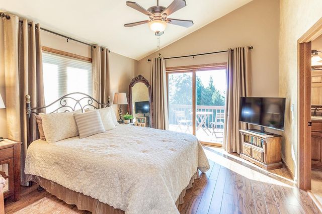 N1145 ROENA LANE, Hortonville, WI 54944