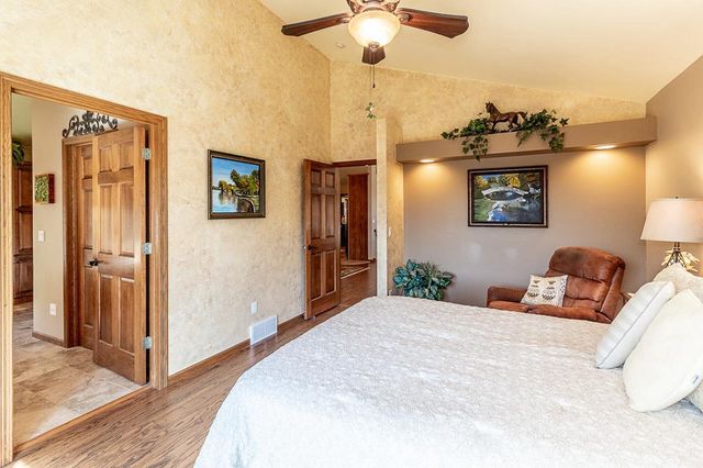 N1145 ROENA LANE, Hortonville, WI 54944