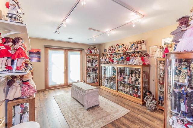 N1145 ROENA LANE, Hortonville, WI 54944