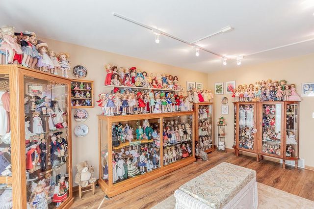 N1145 ROENA LANE, Hortonville, WI 54944