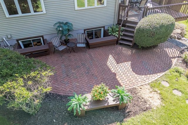 N1145 ROENA LANE, Hortonville, WI 54944