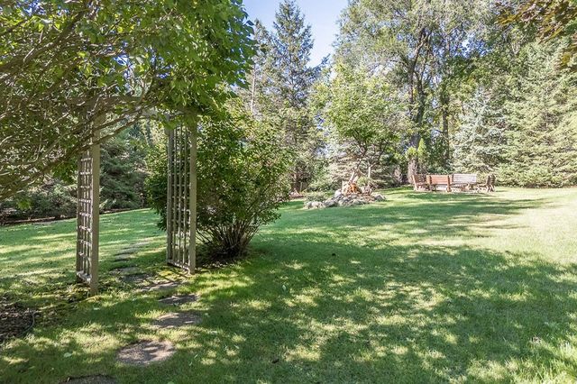 N1145 ROENA LANE, Hortonville, WI 54944