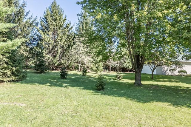 N1145 ROENA LANE, Hortonville, WI 54944