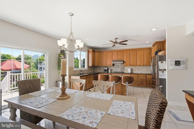 17 AMARYLLIS LN, Lumberton, NJ 08048