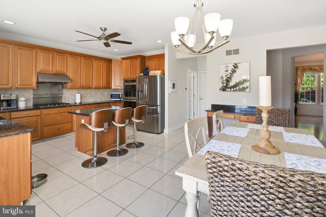 17 AMARYLLIS LN, Lumberton, NJ 08048