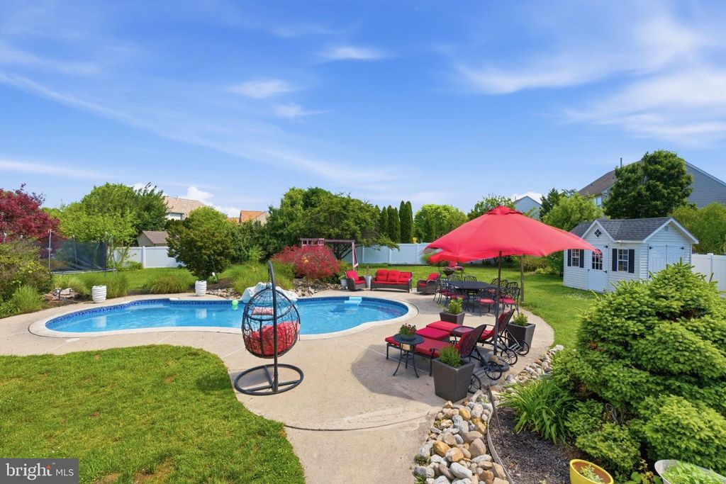 17 AMARYLLIS LN, Lumberton, NJ 08048