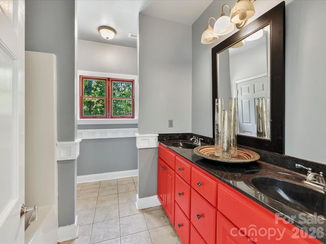 9821 Harvest Lane, Davidson, NC 28036