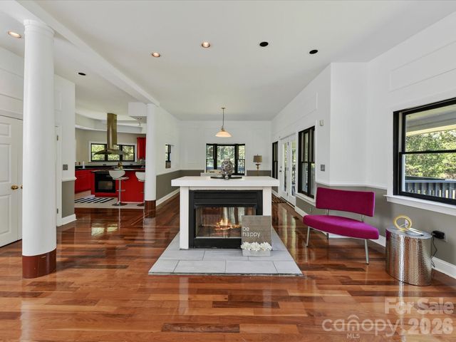 9821 Harvest Lane, Davidson, NC 28036