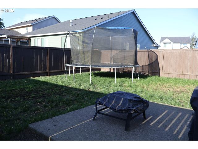 1925 Nw WESSEX St, Mc Minnville, OR 97128