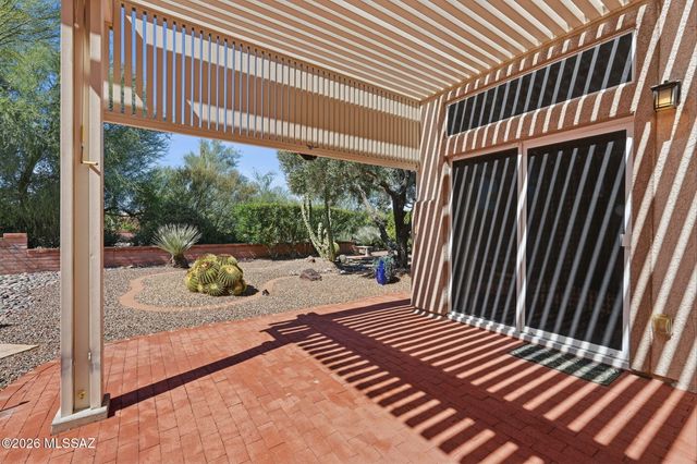 14097 N Forthcamp Court, Oro Valley, AZ 85755