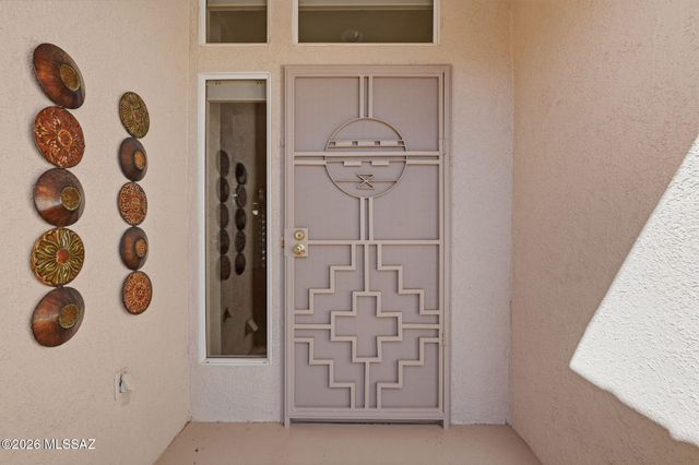 14097 N Forthcamp Court, Oro Valley, AZ 85755