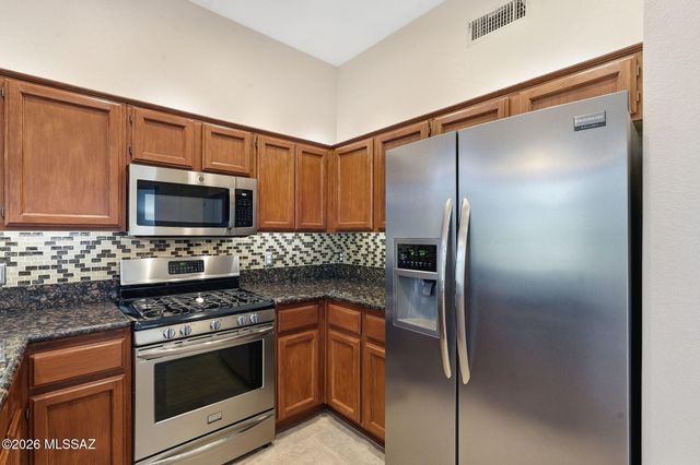 14097 N Forthcamp Court, Oro Valley, AZ 85755