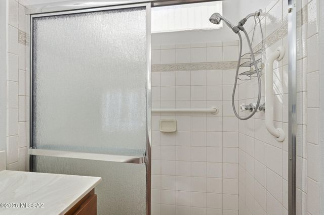 14097 N Forthcamp Court, Oro Valley, AZ 85755