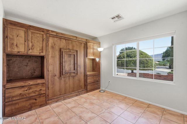 14097 N Forthcamp Court, Oro Valley, AZ 85755