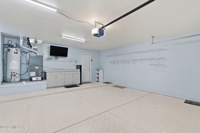 14097 N Forthcamp Court, Oro Valley, AZ 85755