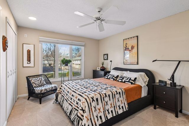 6356 Red Fox Lane, Edina, MN 55436