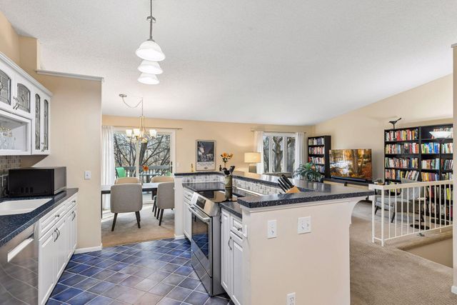 6356 Red Fox Lane, Edina, MN 55436