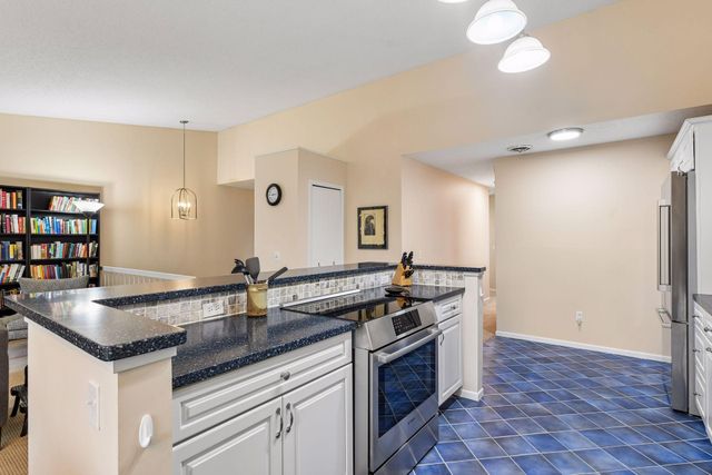 6356 Red Fox Lane, Edina, MN 55436