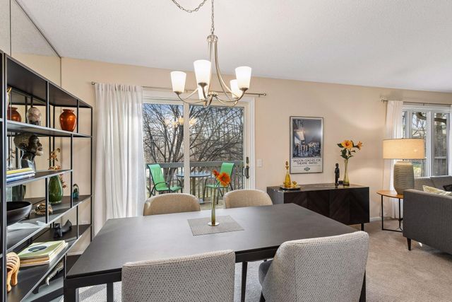 6356 Red Fox Lane, Edina, MN 55436