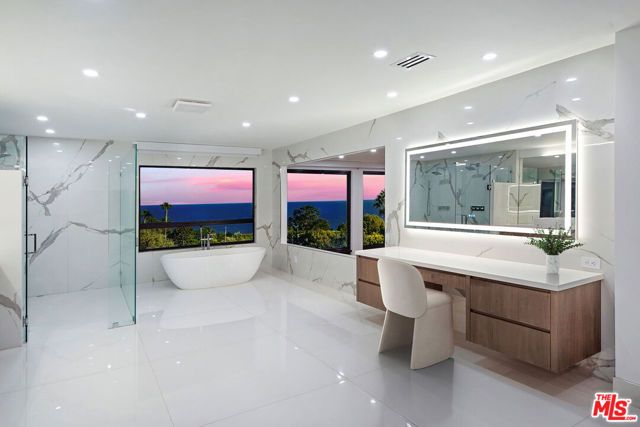 32597 Pacific Coast Highway, Malibu, CA 90265