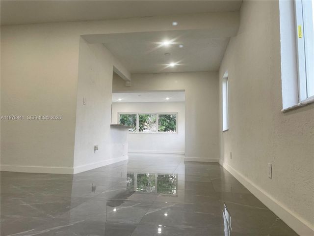 170 SW 63rd Ct, Miami, FL 33144