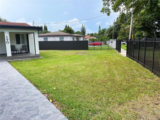 170 SW 63rd Ct, Miami, FL 33144