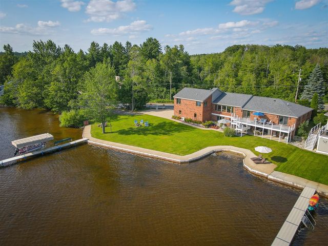 815 E Lake Mitchell Drive, Cadillac, MI 49601