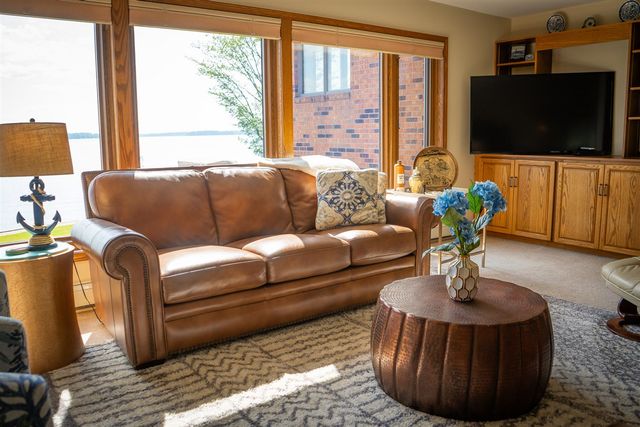 815 E Lake Mitchell Drive, Cadillac, MI 49601