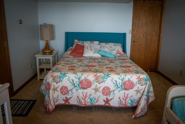 815 E Lake Mitchell Drive, Cadillac, MI 49601