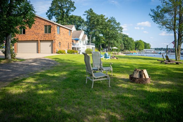 815 E Lake Mitchell Drive, Cadillac, MI 49601