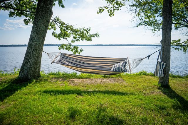 815 E Lake Mitchell Drive, Cadillac, MI 49601