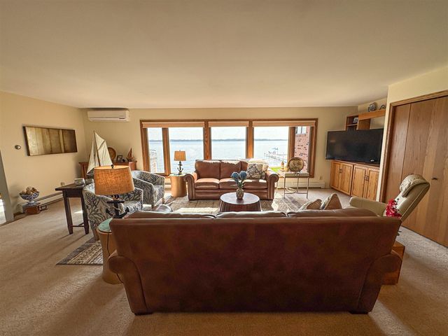 815 E Lake Mitchell Drive, Cadillac, MI 49601