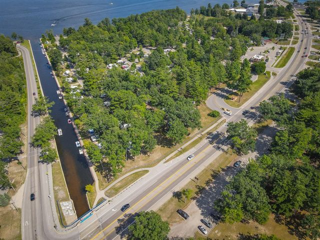 815 E Lake Mitchell Drive, Cadillac, MI 49601