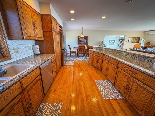 815 E Lake Mitchell Drive, Cadillac, MI 49601