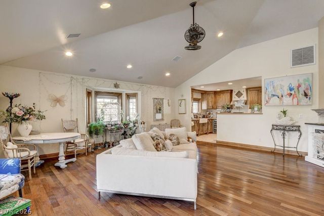 7229 Mira Vista Street, Las Vegas, NV 89120