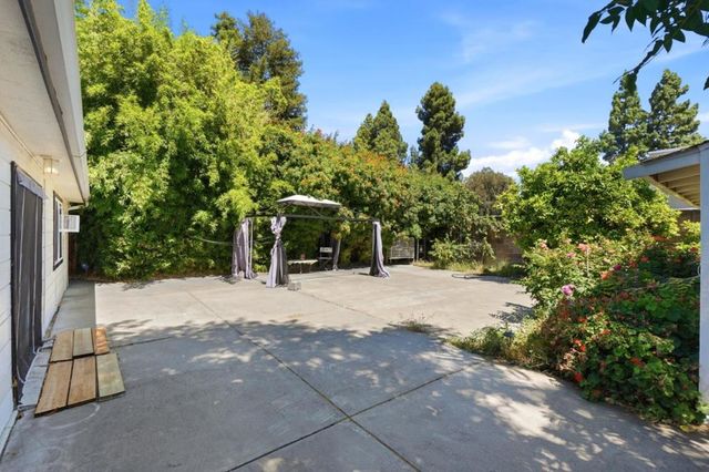 1691 Ashbury Drive, Concord, CA 94520