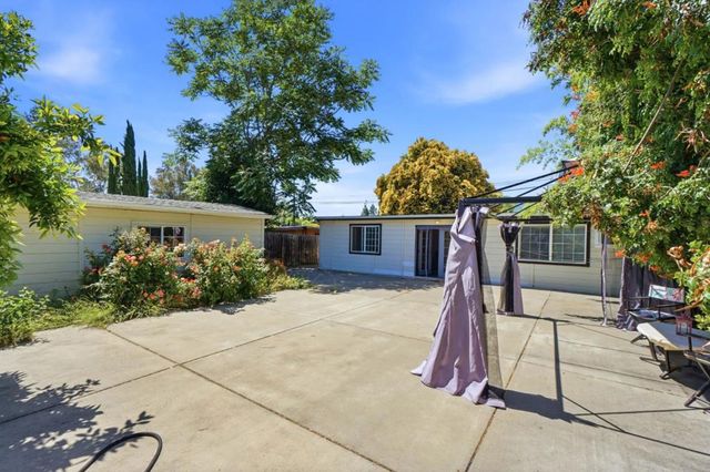 1691 Ashbury Drive, Concord, CA 94520