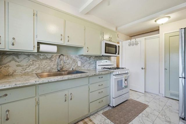 1691 Ashbury Drive, Concord, CA 94520