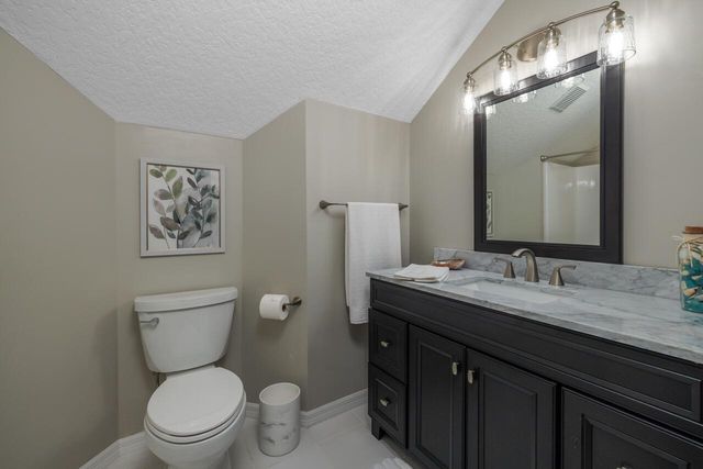 9200 SE Olympus Street, Hobe Sound, FL 33455
