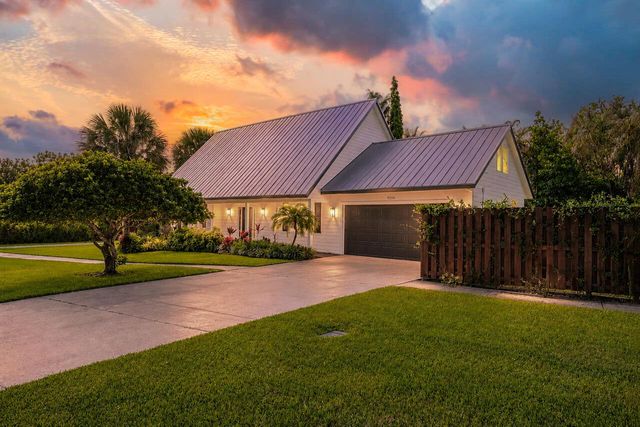 9200 SE Olympus Street, Hobe Sound, FL 33455