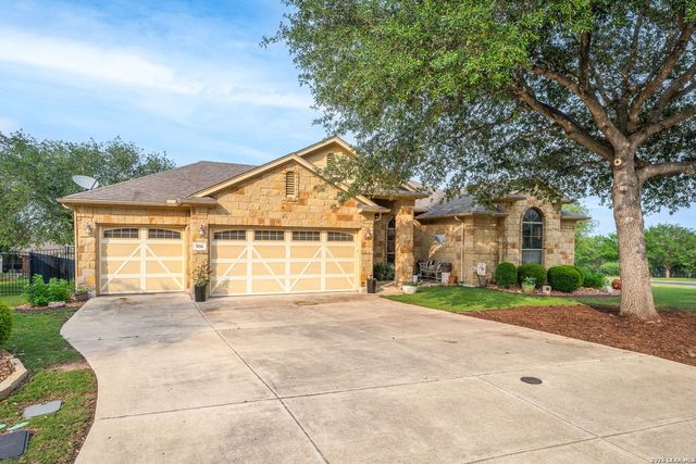906 San Pedro, New Braunfels, TX 78132