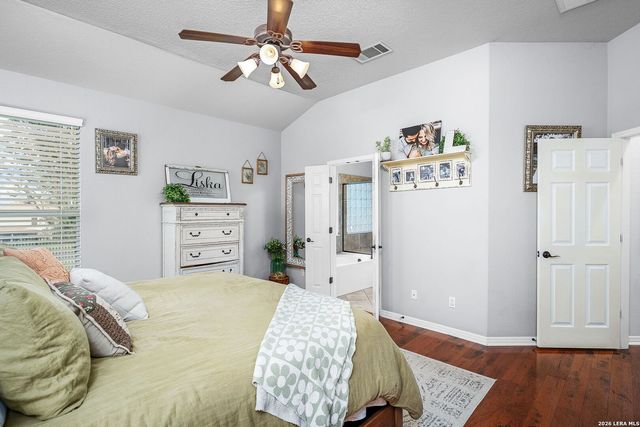 906 San Pedro, New Braunfels, TX 78132