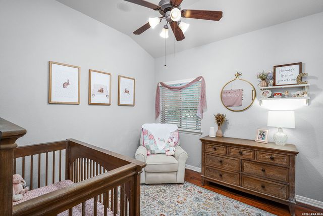 906 San Pedro, New Braunfels, TX 78132