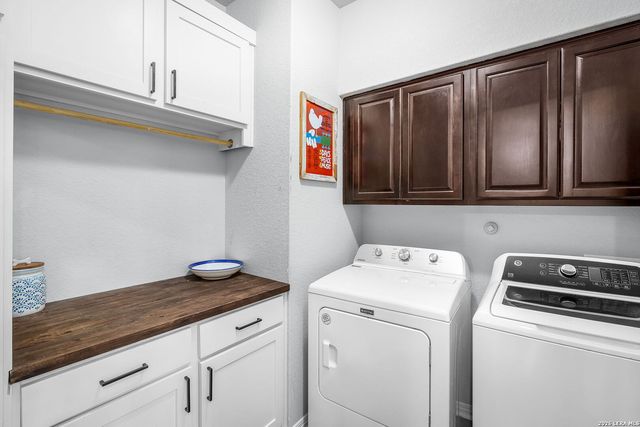 906 San Pedro, New Braunfels, TX 78132