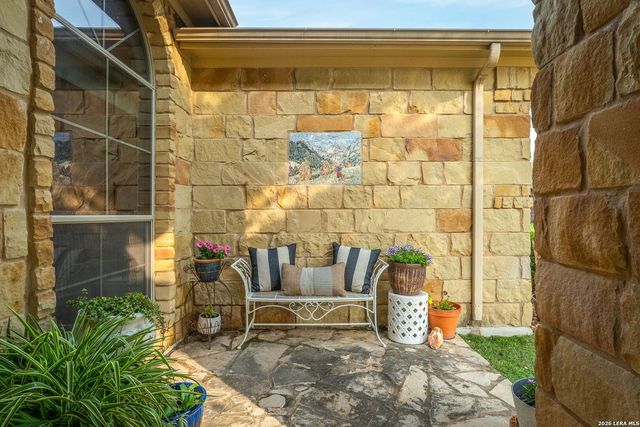 906 San Pedro, New Braunfels, TX 78132