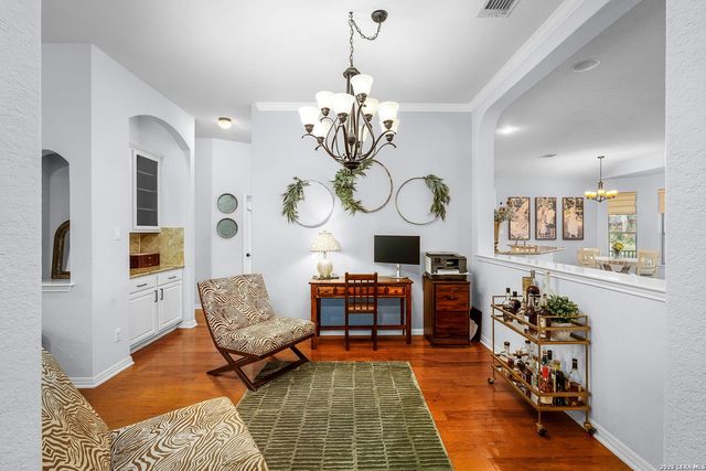 906 San Pedro, New Braunfels, TX 78132